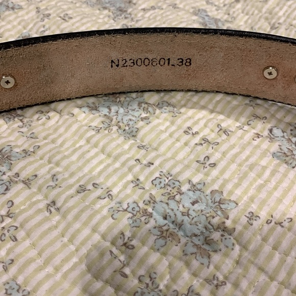 Nocona Leather belt Size 38 Brown tooled top leather with Silver stars & Buckle - Picture 6 of 8